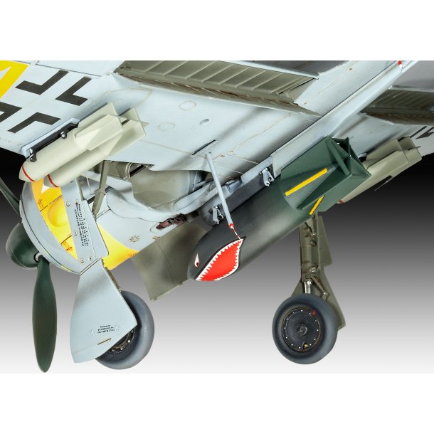 Focke Wulf Fw190 F 8 Revell 1 32 På Gombotec Webshop