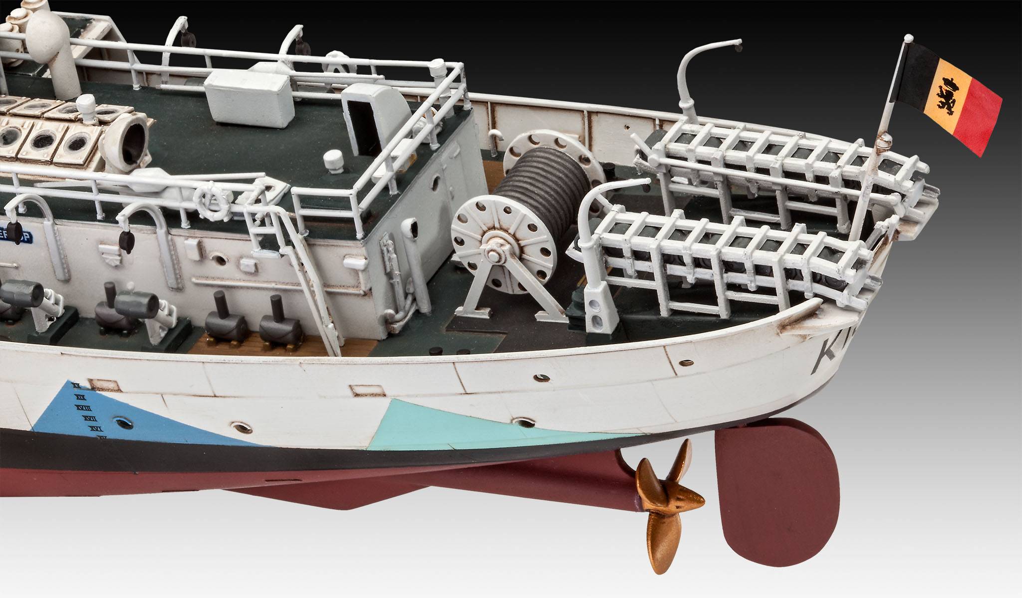 Сборка моделей кораблей из пластика. Revell 1/144. HMS Flower class Corvette. Модель Ревелл Калипсо. Revell Calypso 1/144.